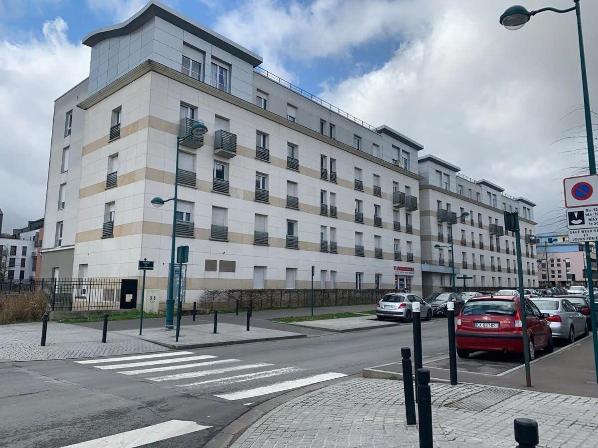 Appart'Hotel Disneyland Dream Close & Safe Montévrain Esterno foto